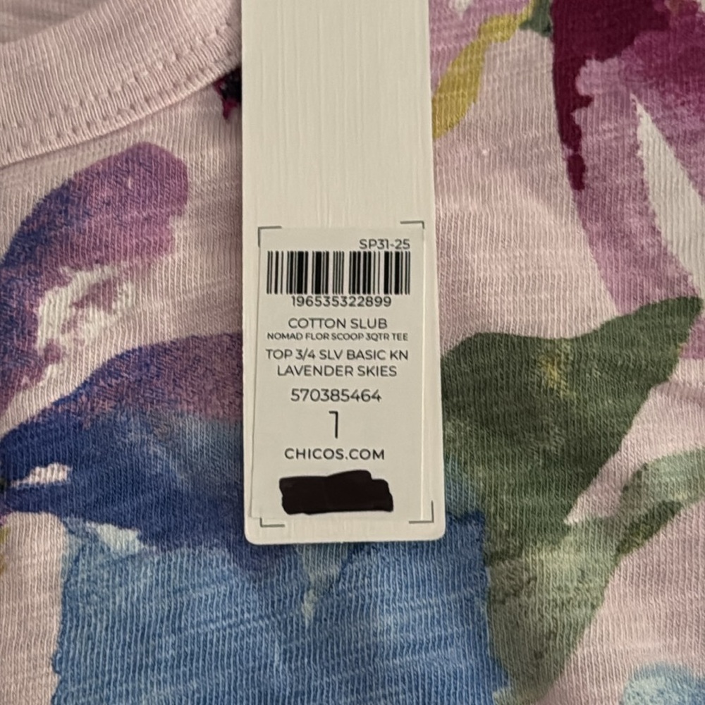 Chico's Floral Slub Scoop Neck Tee in Lavender Skies NWT Size M - Picture 8 of 8
